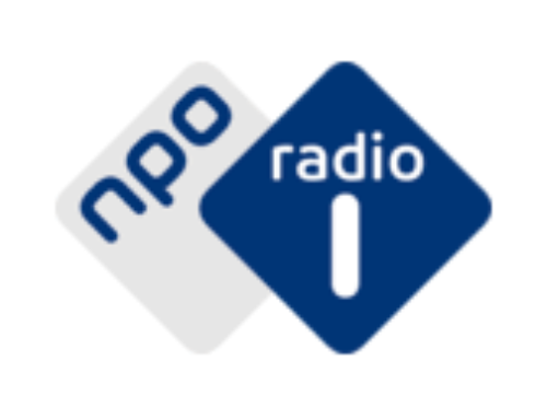 Coach Axel Gouw en de 4 zussen Kuijt  in gesprek met NPO Radio 1